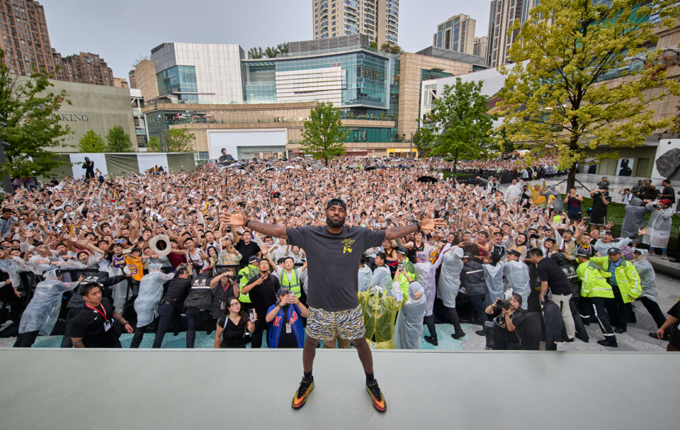 一代代的巨, bt, 强调的 一代代的巨, bt, 强调的